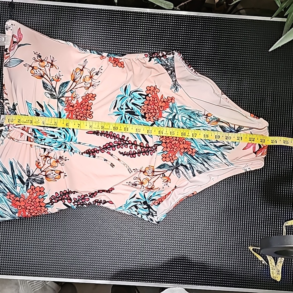 Tommy Hilfiger One-piece Floral Swimsuit - Picture 11 of 16